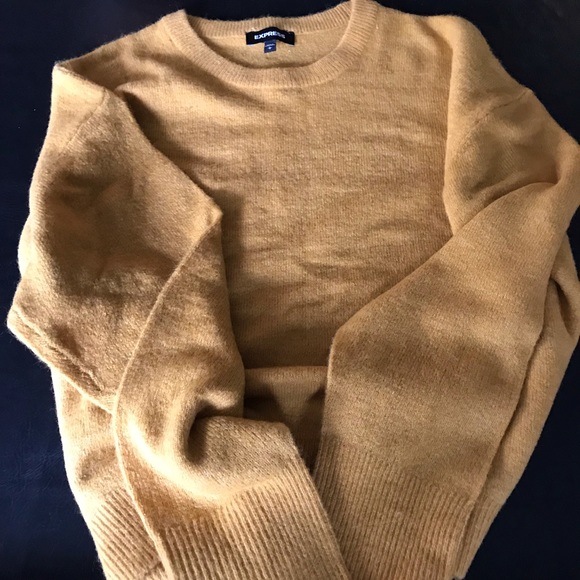 New sweater - Picture 2 of 3